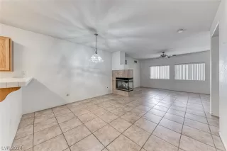 Photo #6: 2575972 Listing