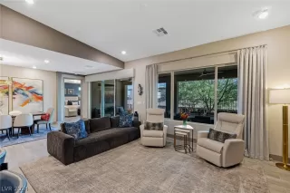 Photo #6: 2575981 Listing 