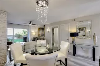 Photo #4: 2576021 Listing 