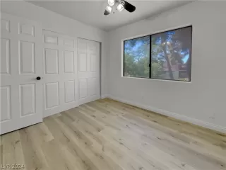 Photo #4: 2576042 Listing