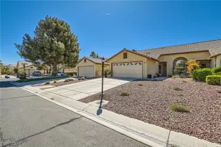 Photo #2: 2576057 Listing 