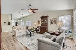 Photo #6: 2576057 Listing 