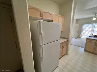 Photo #3: 2576058 Listing 