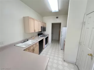 Photo #5: 2576058 Listing 