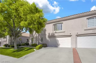 Photo #1: 2576090 Listing