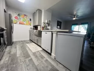 Photo #2: 2576097 Listing 