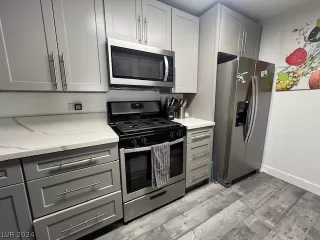 Photo #3: 2576097 Listing 