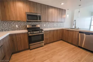 Photo #5: 2576114 Listing 