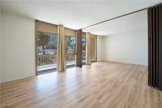 Photo #1: 2576142 Listing 