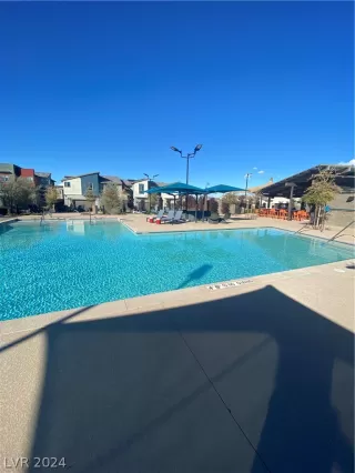 Photo #5: 2576156 Listing 