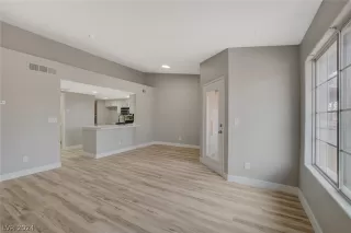 Photo #1: 2576157 Listing 