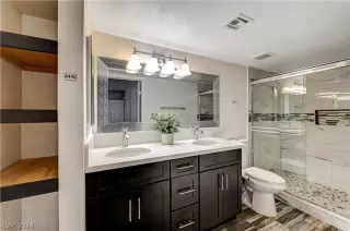 Photo #1: 2576180 Listing 