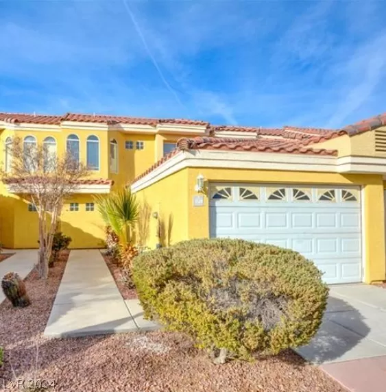 MLS: 2576242 Condo For Sale