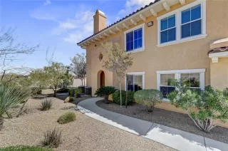 Photo #1: 2576270 Listing 