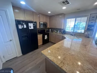 Photo #3: 2576272 Listing 