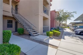 Photo #1: 2576302 Listing