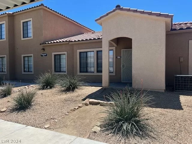 MLS: 2576305 Condo For Sale