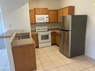 Photo #5: 2576305 Listing 