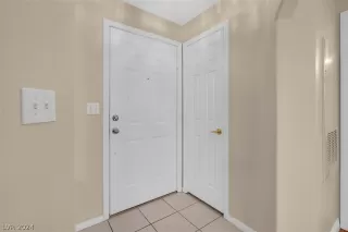 Photo #4: 2576317 Listing