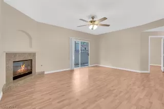 Photo #5: 2576317 Listing