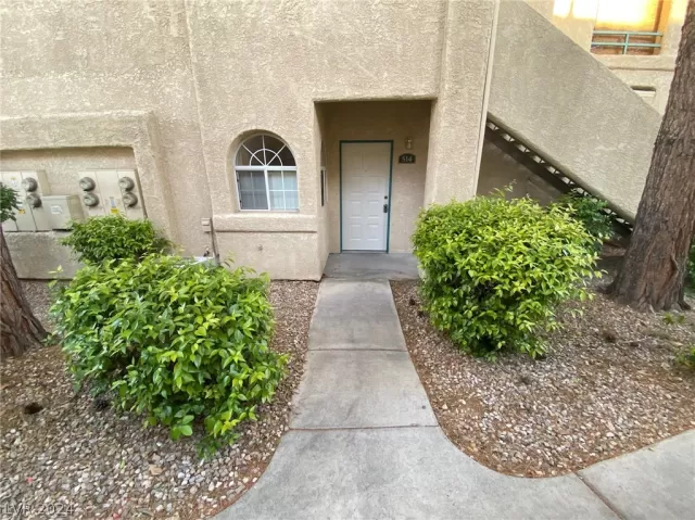 MLS: 2576331 Condo For Sale