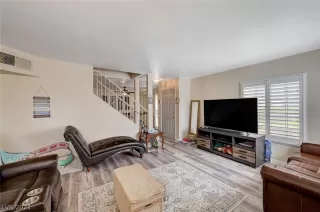 Photo #4: 2576357 Listing 