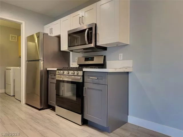 MLS: 2576381 Condo For Sale