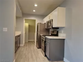 Photo #4: 2576381 Listing 