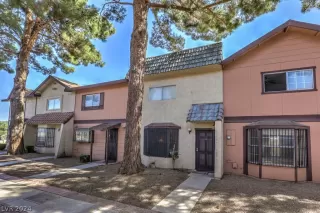 Photo #1: 2576386 Listing