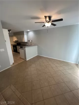 Photo #4: 2576401 Listing 