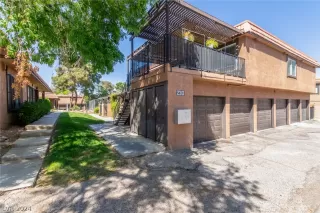 Photo #3: 2576425 Listing