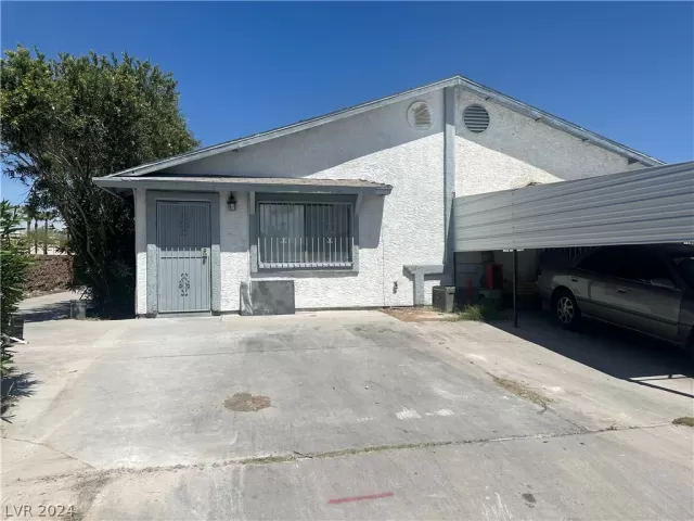 MLS: 2576428 Condo For Sale