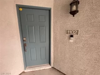 Photo #4: 2576433 Listing 