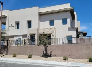 Photo #2: 2576502 Listing 