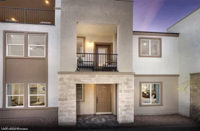 MLS: 2576512 Condo For Sale