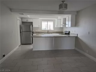 Photo #6: 2576527 Listing