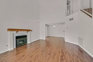 Photo #2: 2576539 Listing