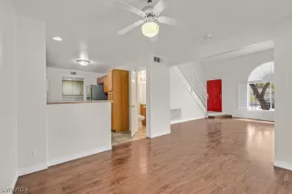 Photo #5: 2576539 Listing