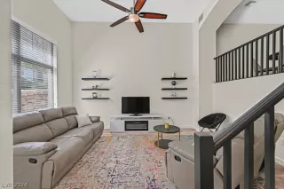 Photo #2: 2576546 Listing 