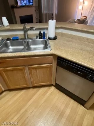 Photo #4: 2576547 Listing 