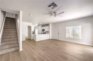 Photo #5: 2576548 Listing