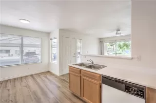 Photo #4: 2576550 Listing 