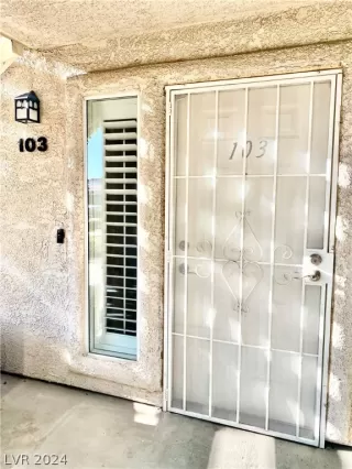 Photo #2: 2576594 Listing