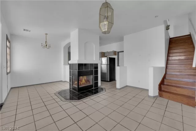 MLS: 2576604 Condo For Sale