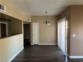 Photo #3: 2576608 Listing 