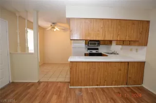 Photo #4: 2576657 Listing 