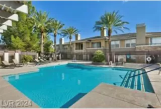 Photo #1: 2576662 Listing 