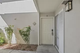 Photo #1: 2576701 Listing 