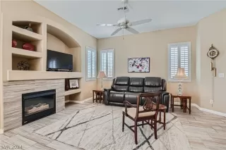 Photo #4: 2576710 Listing