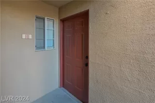 Photo #2: 2576711 Listing